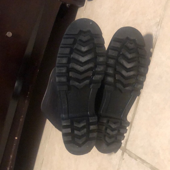 Burberry Rain Boots for men . 7.5/10 condition - Picture 3 of 4